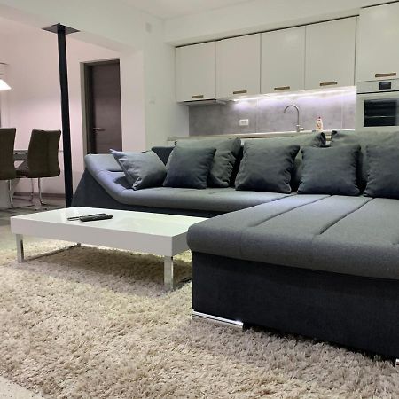 Green Apartment By Alex Rafael Zagabria Esterno foto